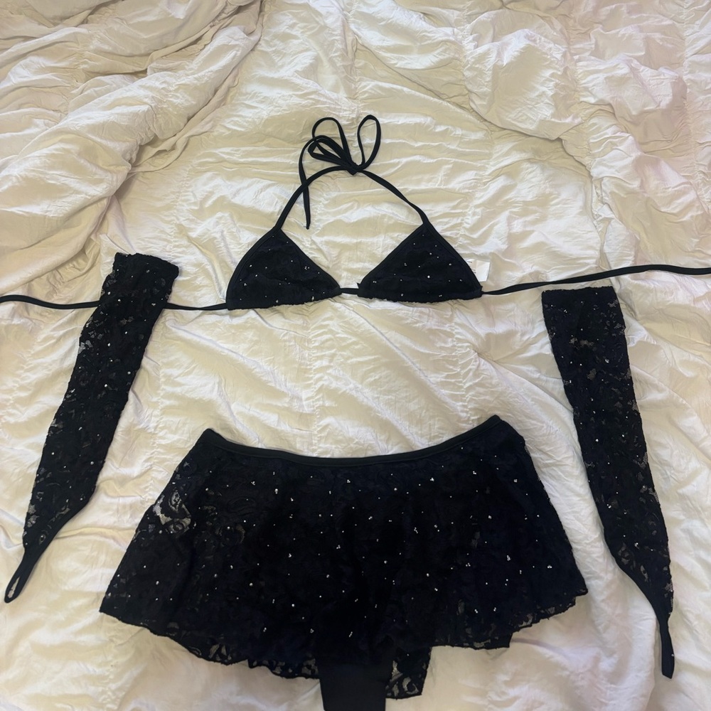 iHeartRaves Black Sparkle Lace Rave Set